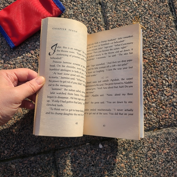 Vintage Aladdin Book & Wallet - Picture 8 of 8